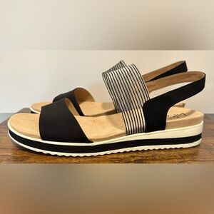Life Stride Women’s Black Zing Wedge Sandals NWT Size 11 Wide